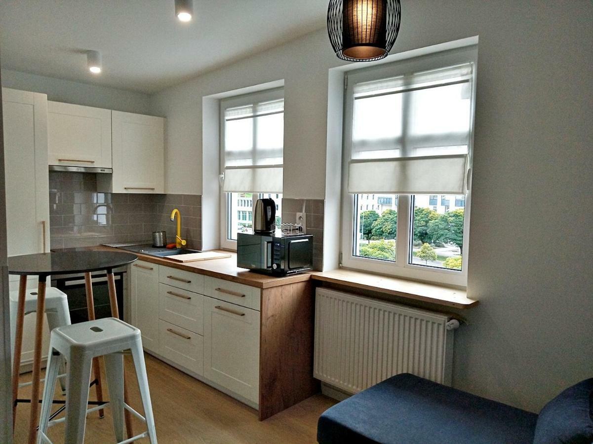 Central Park Apartment Зелёна-Гура Экстерьер фото